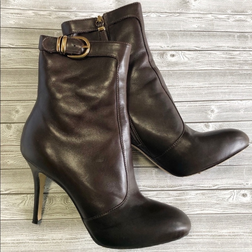 Via Spiga leather heel boot